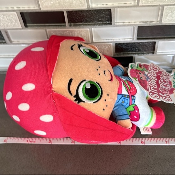 Strawberry Shortcake: Berry In The Big City Plush / Limited Edition Kawaii / NEW - Picture 16 of 16